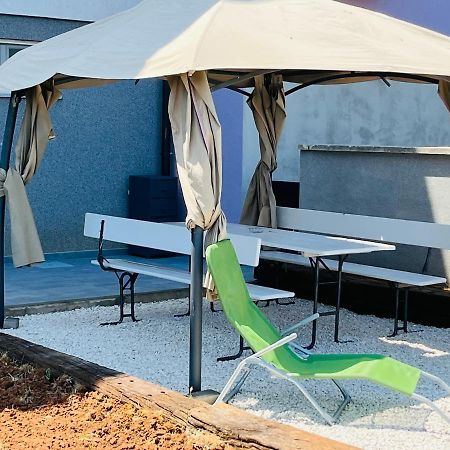 Ferienwohnung Mima Pula Exterior foto
